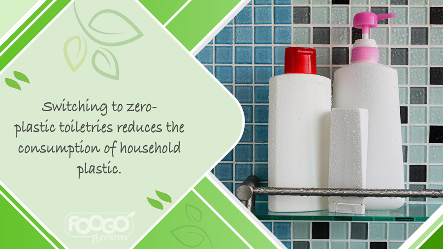 Shampoo and other bathroom toiletries in environmentally unfriendly plastic packaging